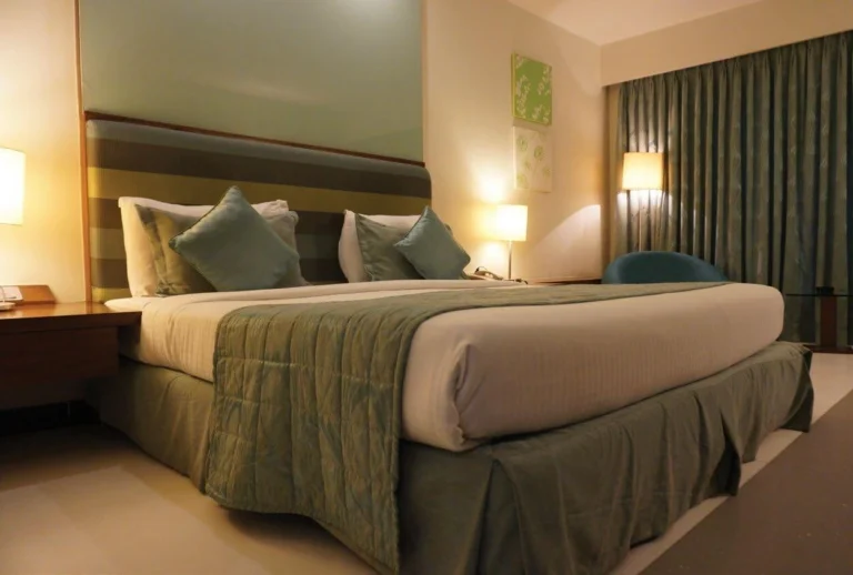 How to Manage Sand in Hotel Rooms: The 2026 Authority Guide